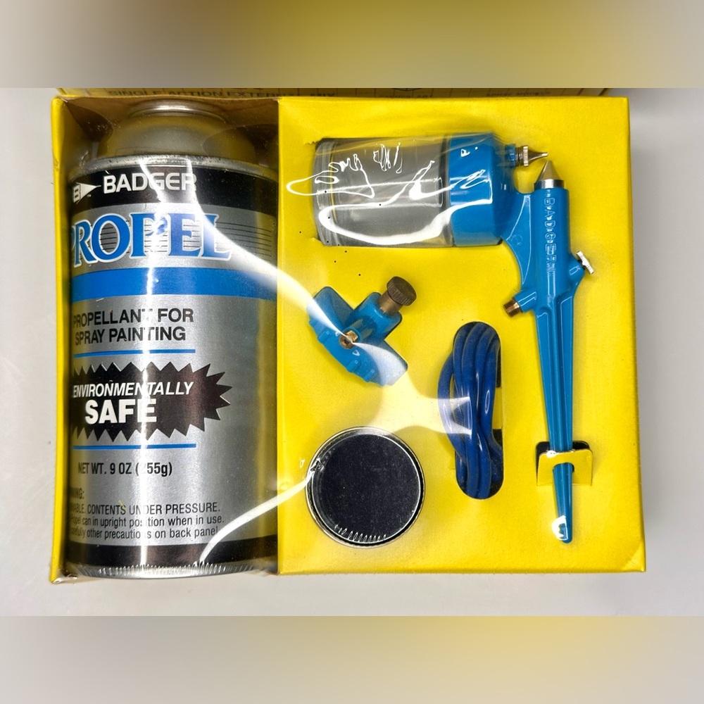 Badger Basic Spray Gun Set NIB - Picture 3 of 6